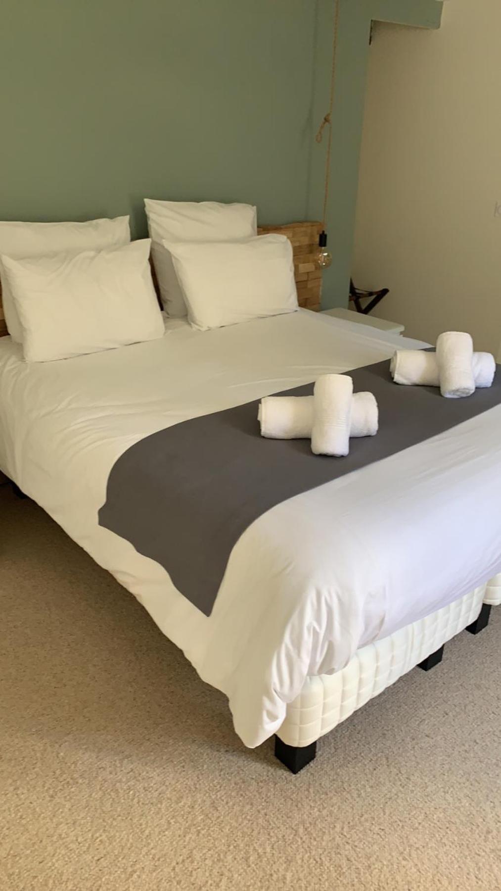 Le Troncais Hotell Saint-Bonnet-Tronçais Eksteriør bilde