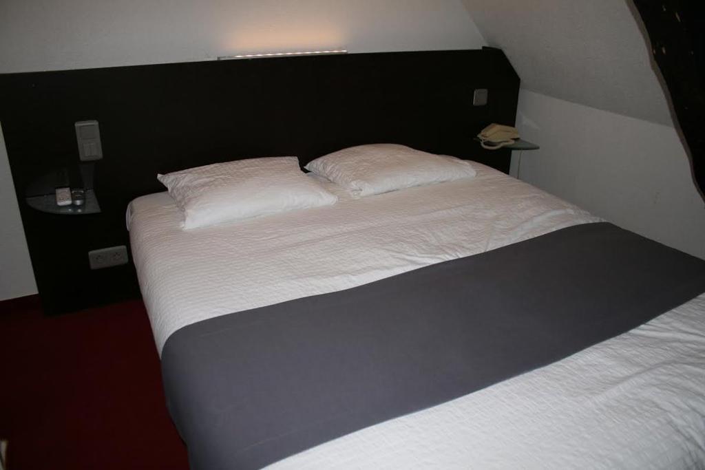 Le Troncais Hotell Saint-Bonnet-Tronçais Eksteriør bilde